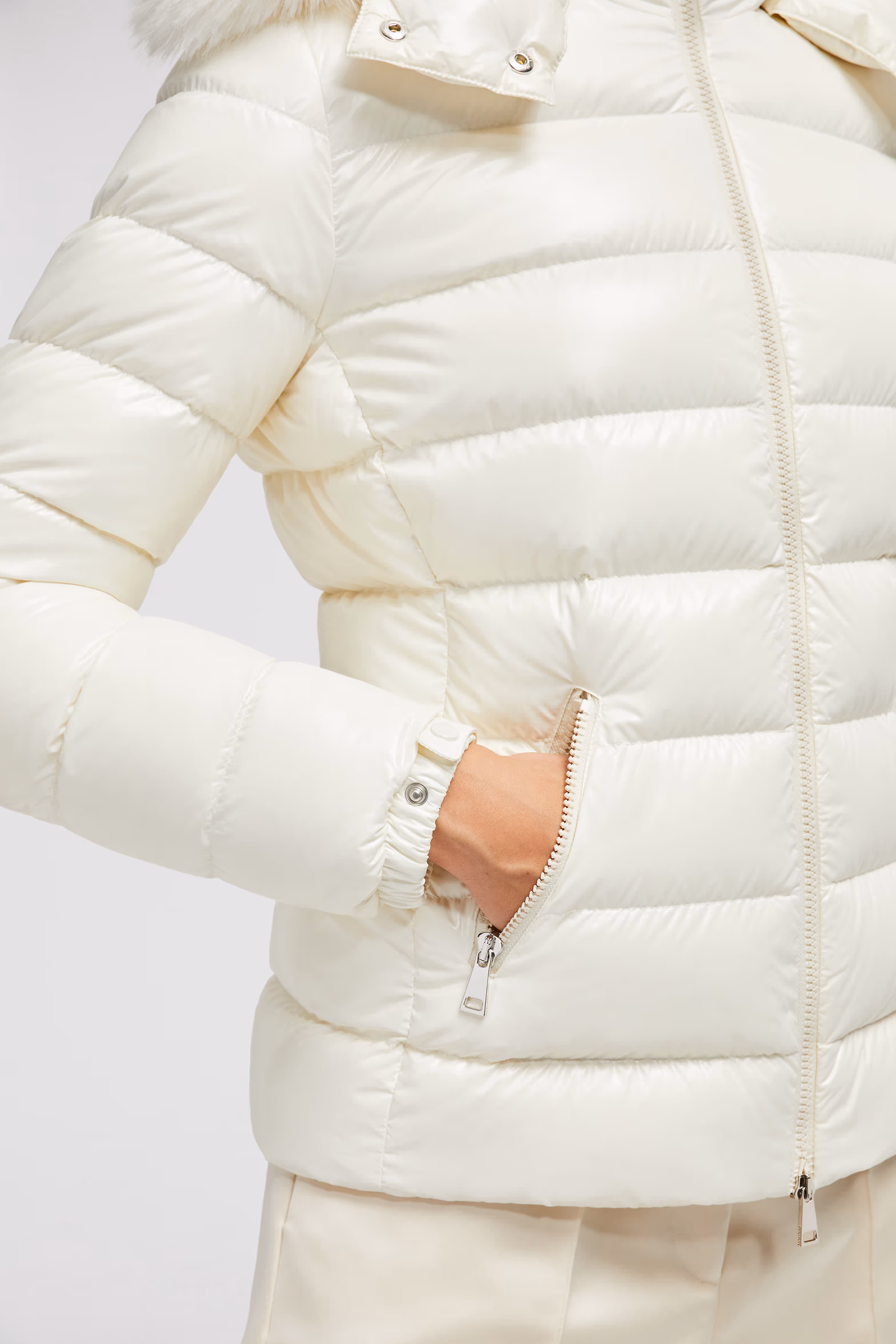 Plumífero corto con capucha Badyf Mujer Blanco Moncler 6